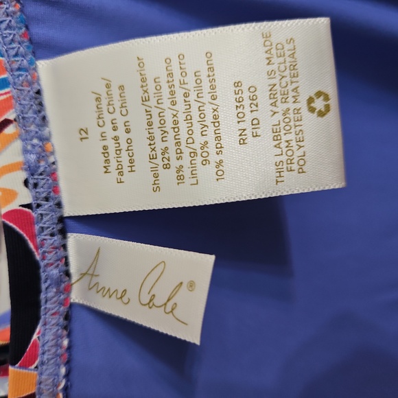 NWT Women's Paisley Parade V-Wire One Piece Swim Suit Size 12 - Picture 14 of 16